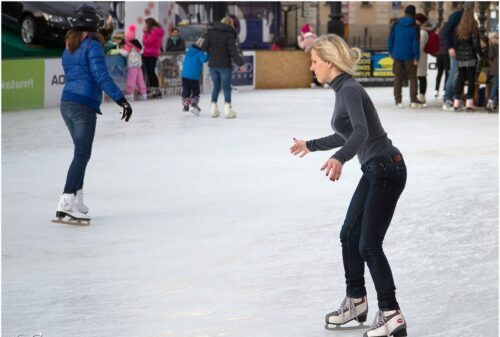 ice skating ice skating skating 235542